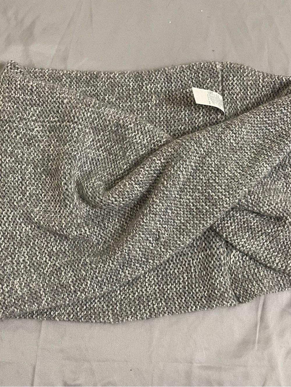Old Navy Gray Knit Scarf